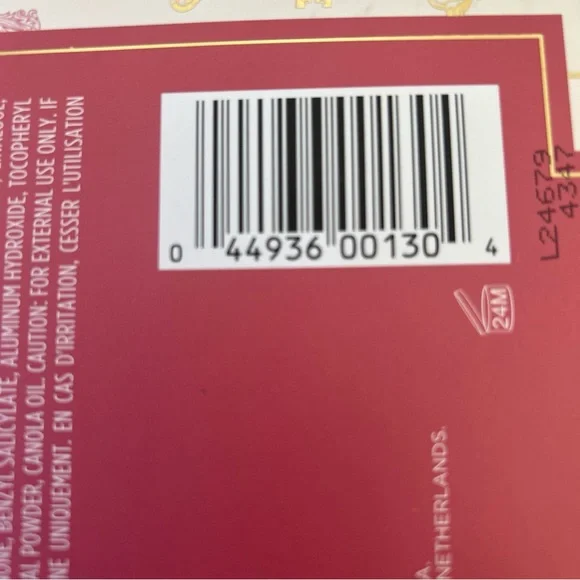 Crabtree & Evelyn Heart Soap Gift Set - Pink & Brown - Picture 3 of 8